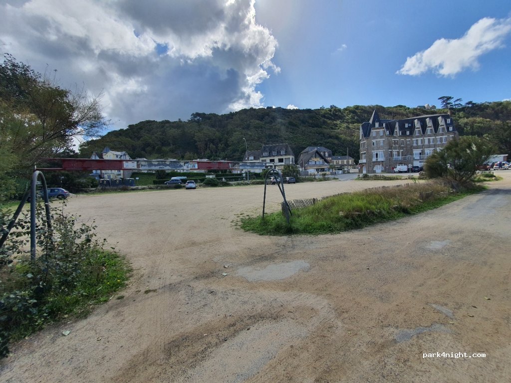(50740) Carolles - 1 Avenue des Tamaris — foto