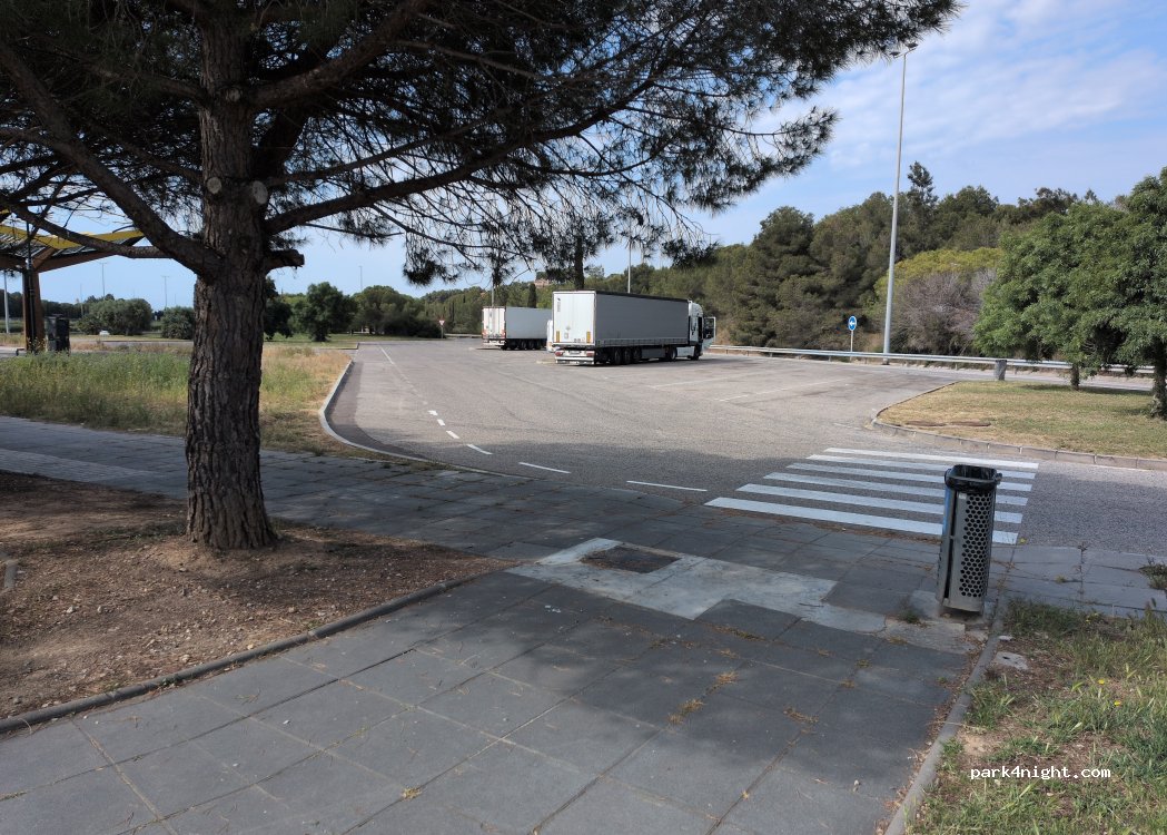 (08880) Cubelles - Carretera Àrea de Servicio — foto 5