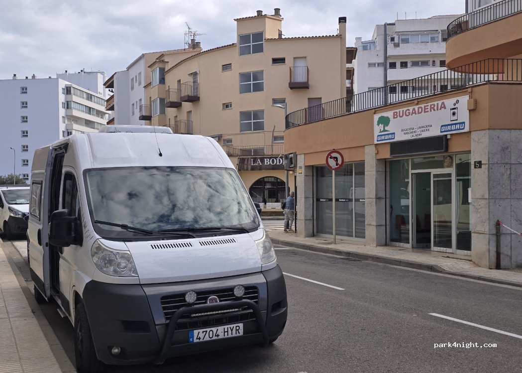 (17480) Roses - 5 Carrer de la Roca Negra — foto 4