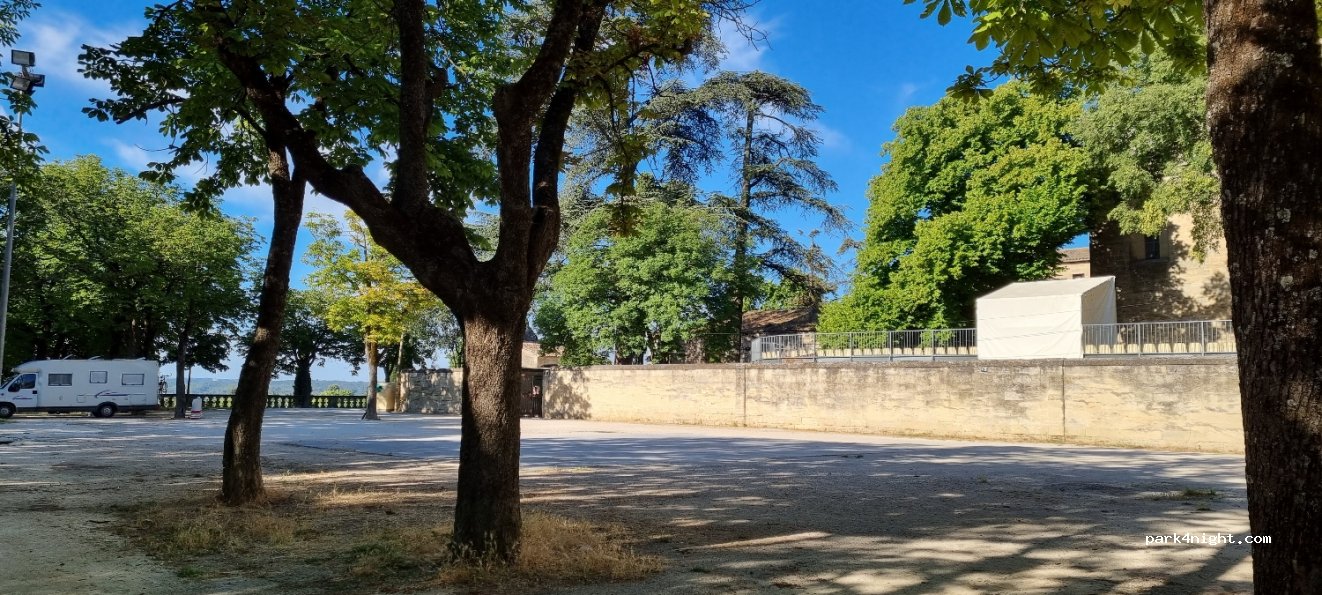 (30700) Uzès - 3 Rue Saint-Julien — foto 2