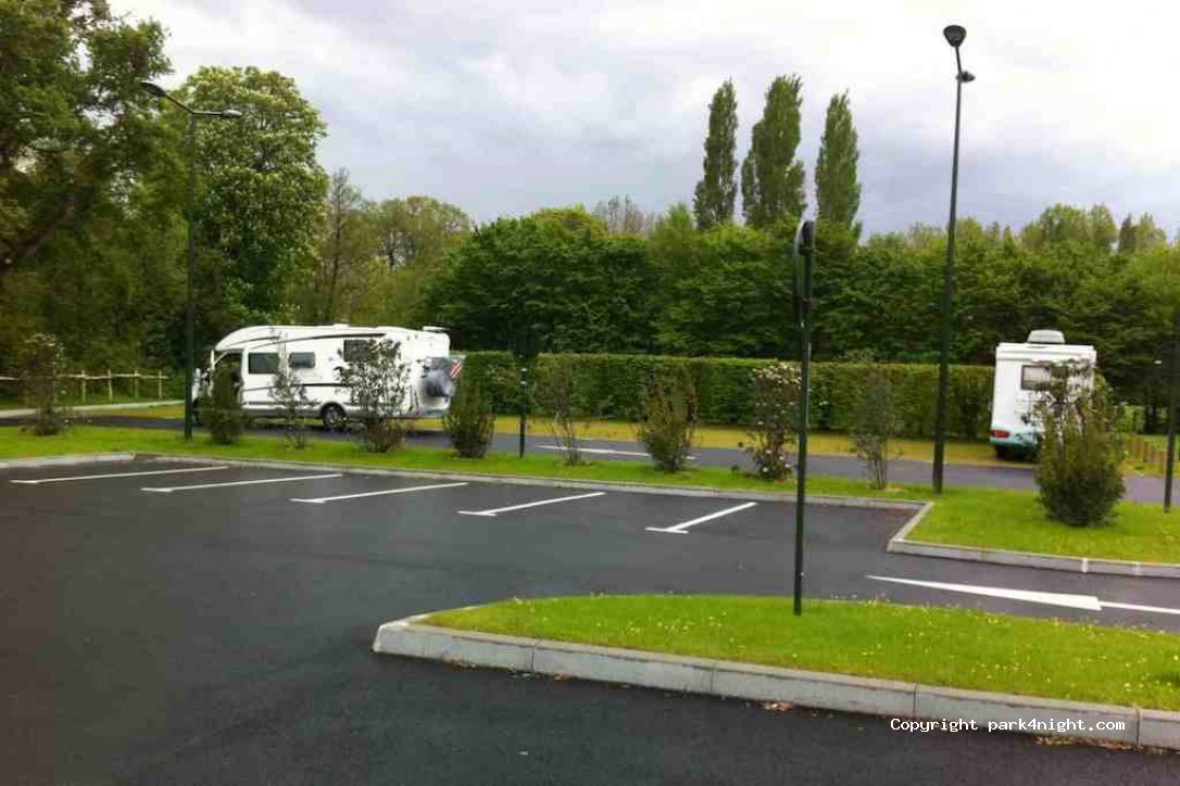 (44116) Vieillevigne - Le Bourg — foto