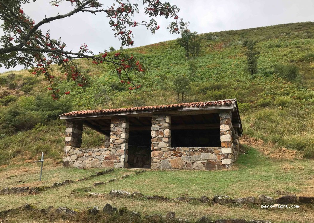 (32786) Chandrexa de Queixa - Unnamed Road — foto 2