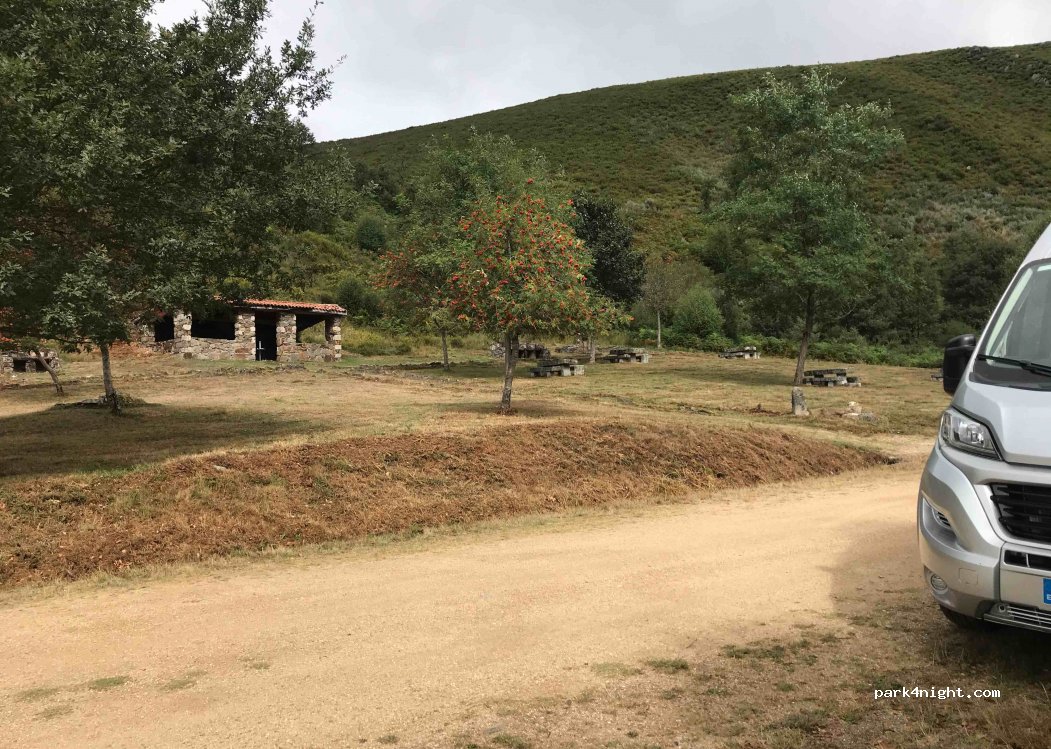 (32786) Chandrexa de Queixa - Unnamed Road — foto 3