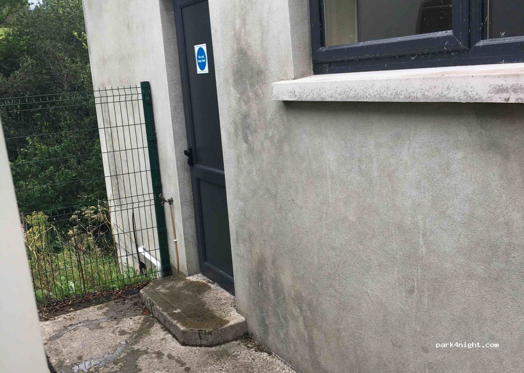 (H12 X8K0) Ballinagh - Unnamed Road — foto