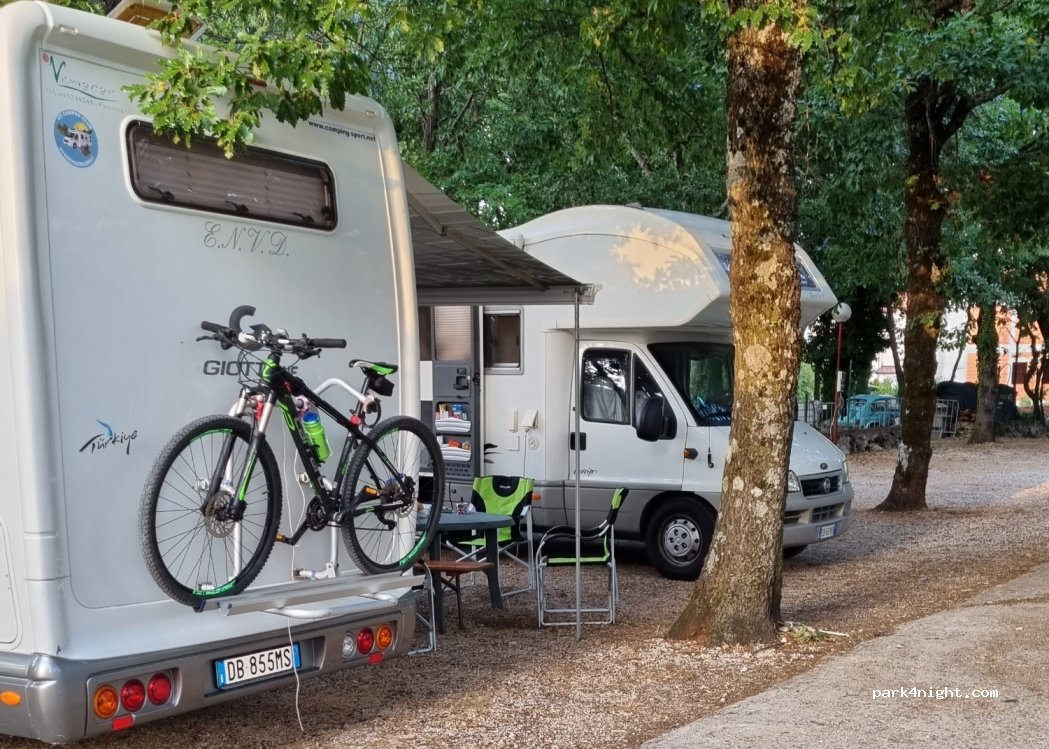 Pansion & Auto-Camping Park Zemo — foto