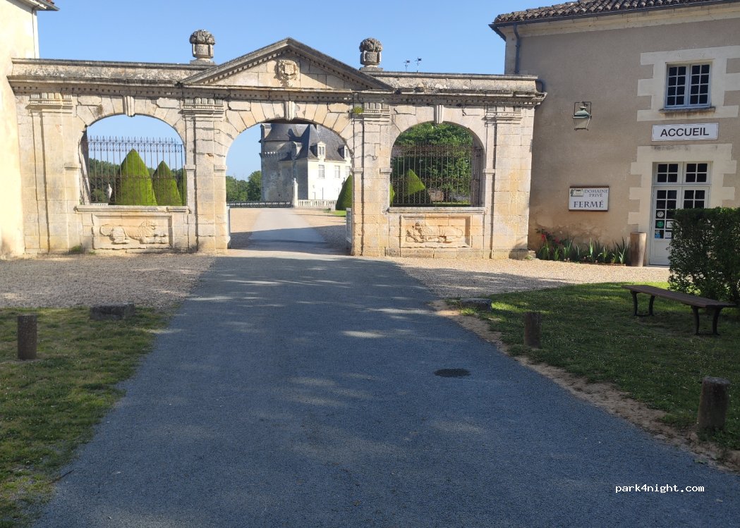 (17250) Saint-Porchaire - — foto