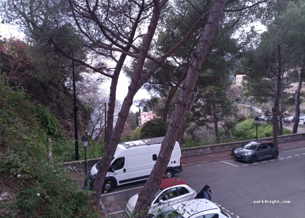 (06190) Roquebrune-Cap-Martin - 12 Avenue Raymond Poincaré — foto 4