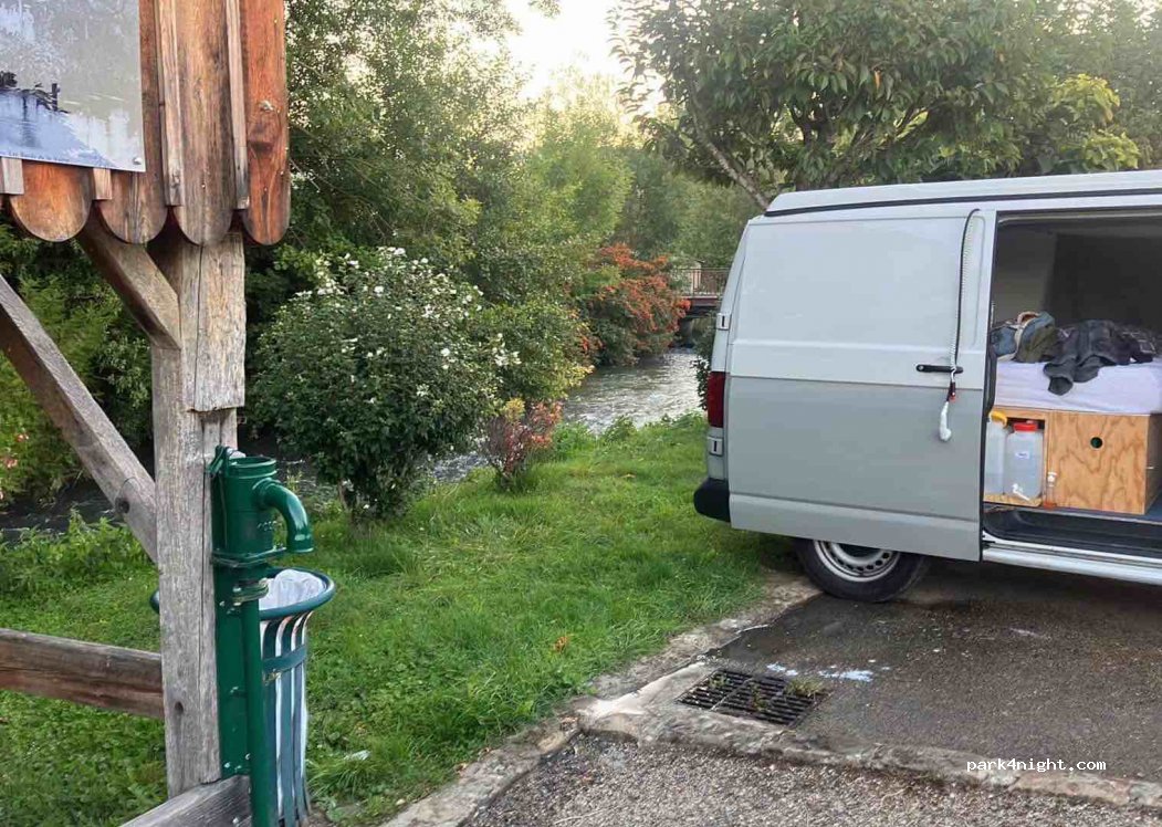 (89100) Malay-le-Grand - 1 Rue Henri Collinet — foto 3