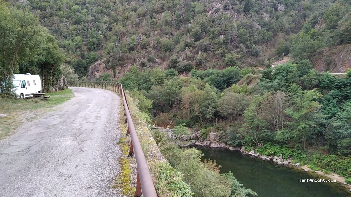(07190) Saint-Maurice-en-Chalencon - Serre Chaud — foto