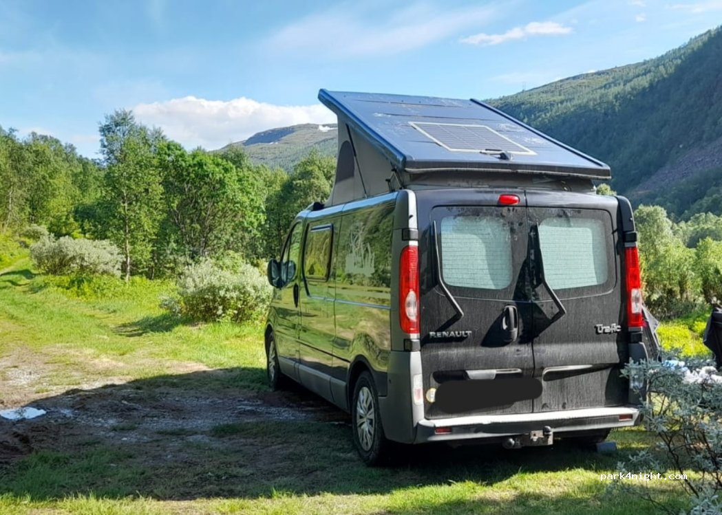 (6884)  - Tindevegen — foto 2