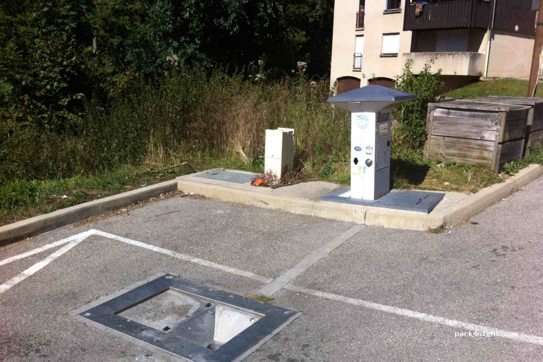 Aire Camping-Car Saint-Pierre-de-Chartreuse — foto