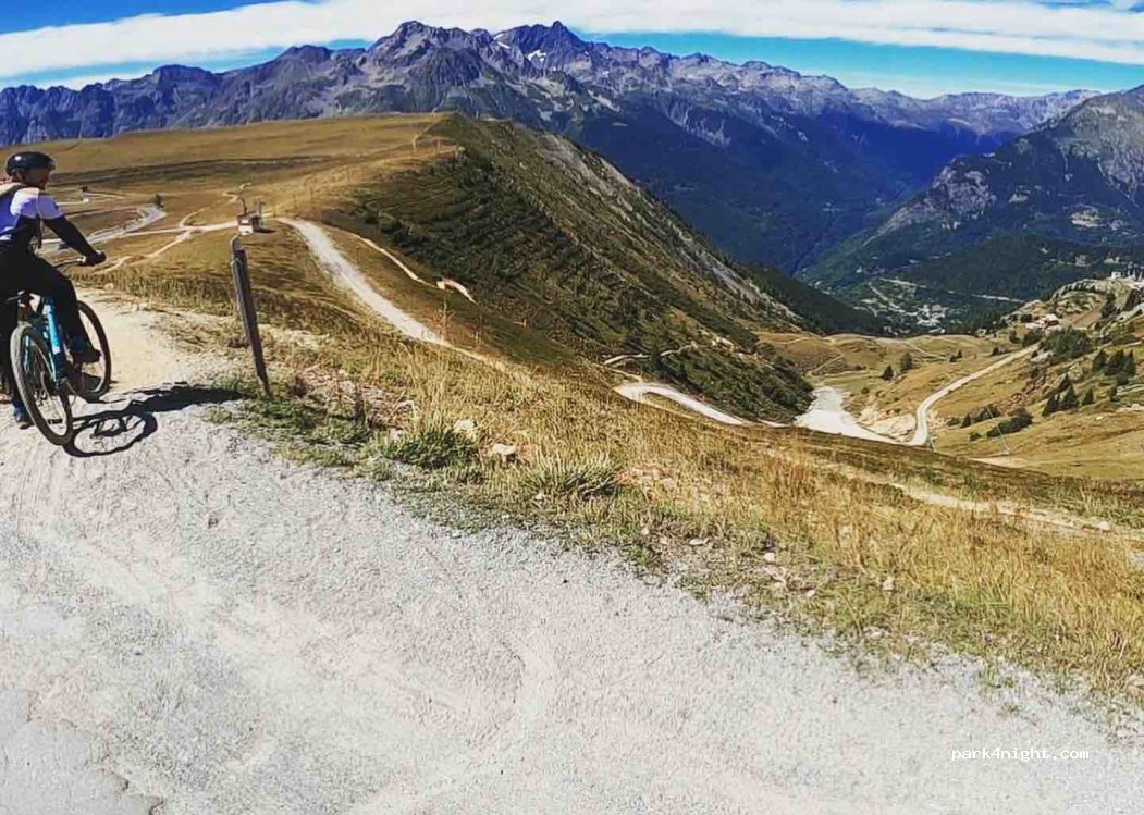 (38750) Huez - 189 Avenue du Rif Nel — foto