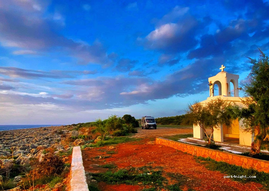 (243 00) Trifillia - Unnamed Road — foto 3