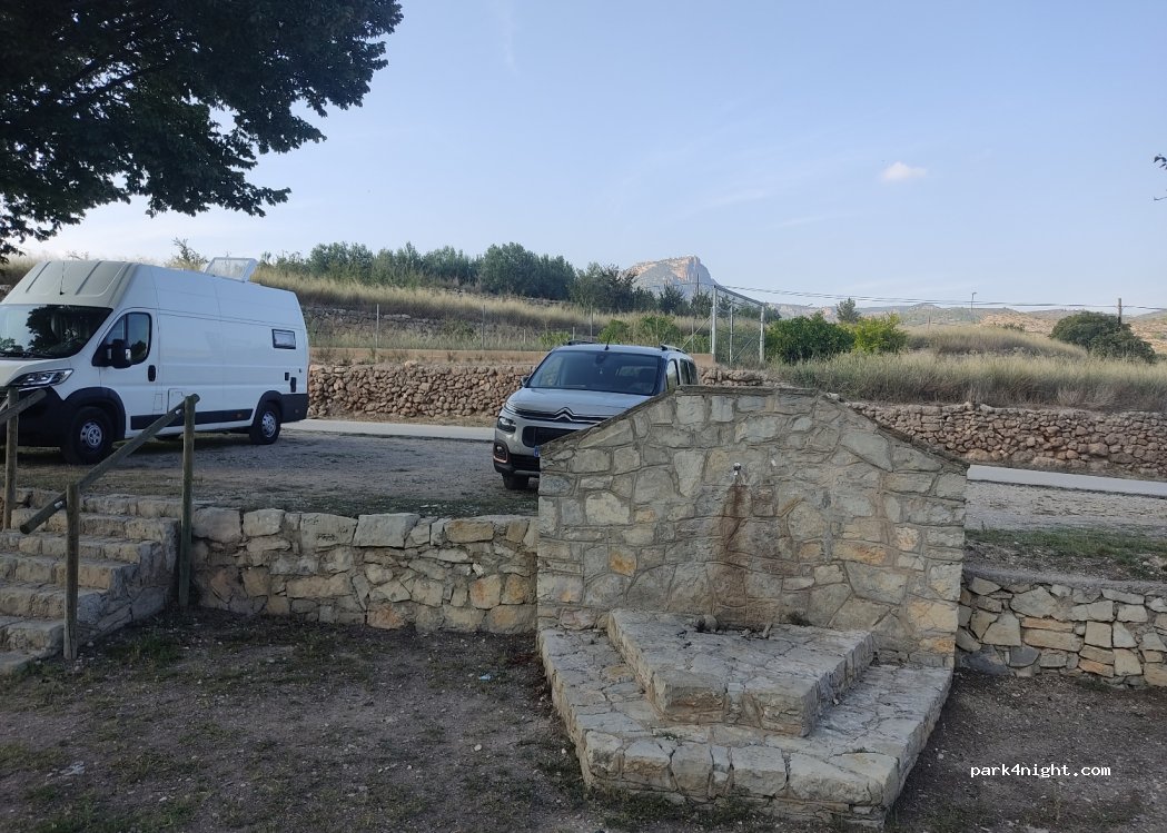 (46176) Chelva - 213 Plaça Poligono 31-OT — foto 4