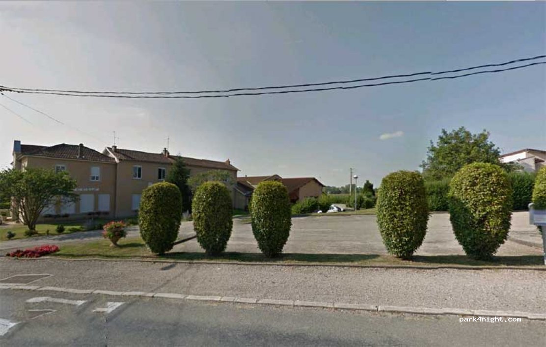 (01990) Baneins - Au Bourg — foto