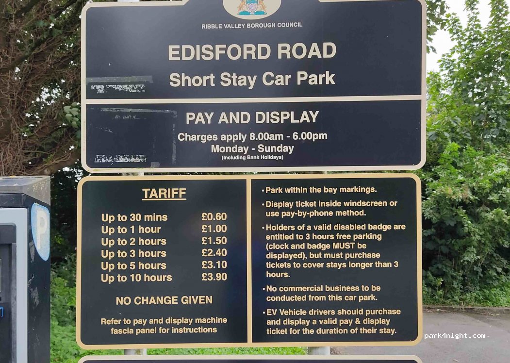 (BB7 3LA) Clitheroe - Unnamed Road — foto