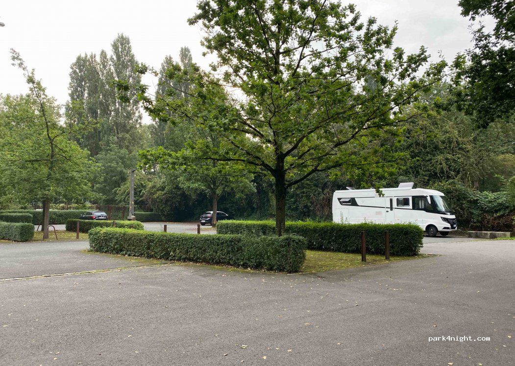 (47137) Duisburg - 129 Lösorter Straße — foto 2