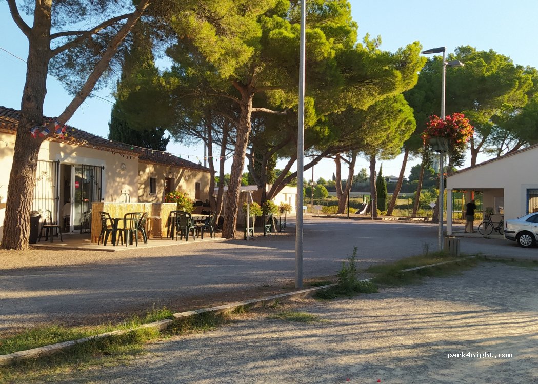 Camping Municipal de Loupian — foto 2