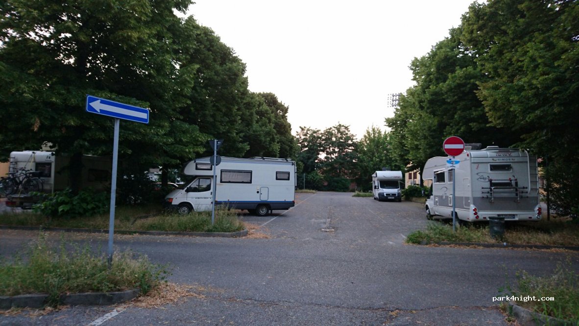 (26100) Cremona - Piazzale della Croce Rossa — foto 2