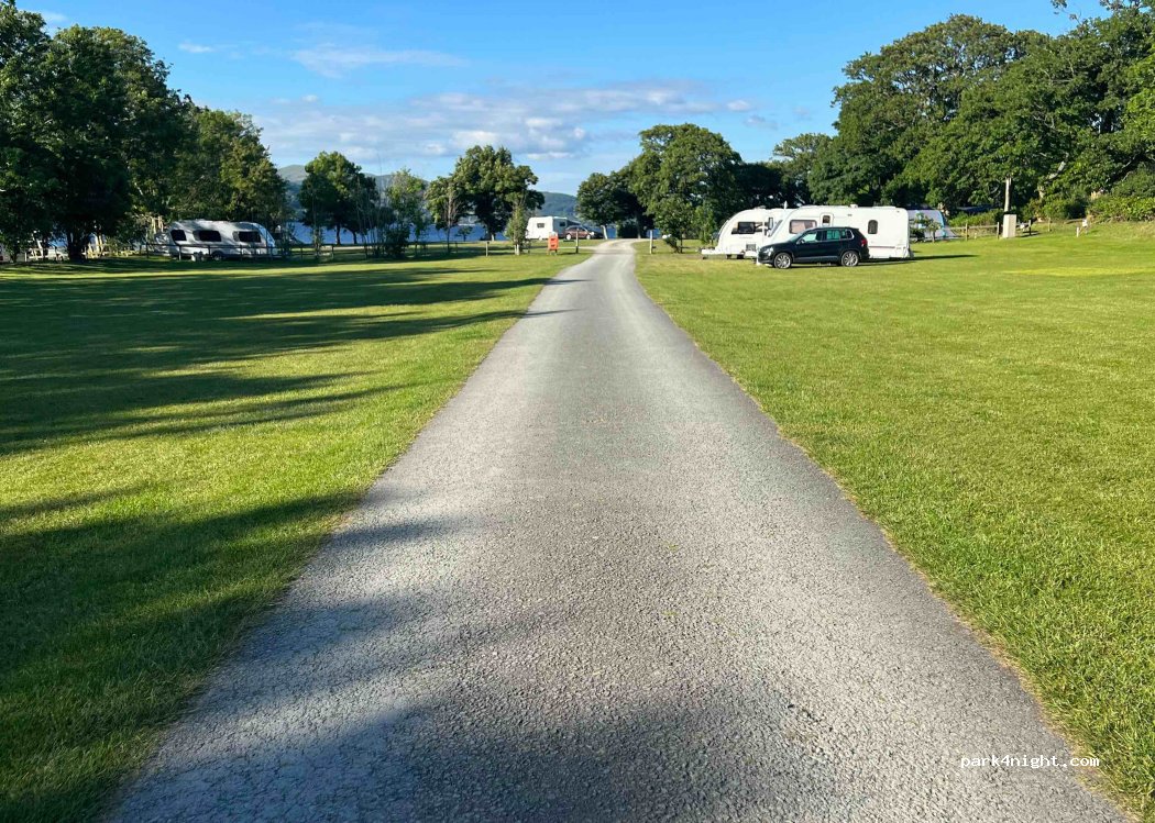 Pant Yr Onnen Lakeside Campsite — foto 3