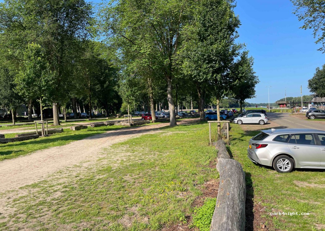 (1182 AG) Amstelveen - 4 Bosbaan — foto