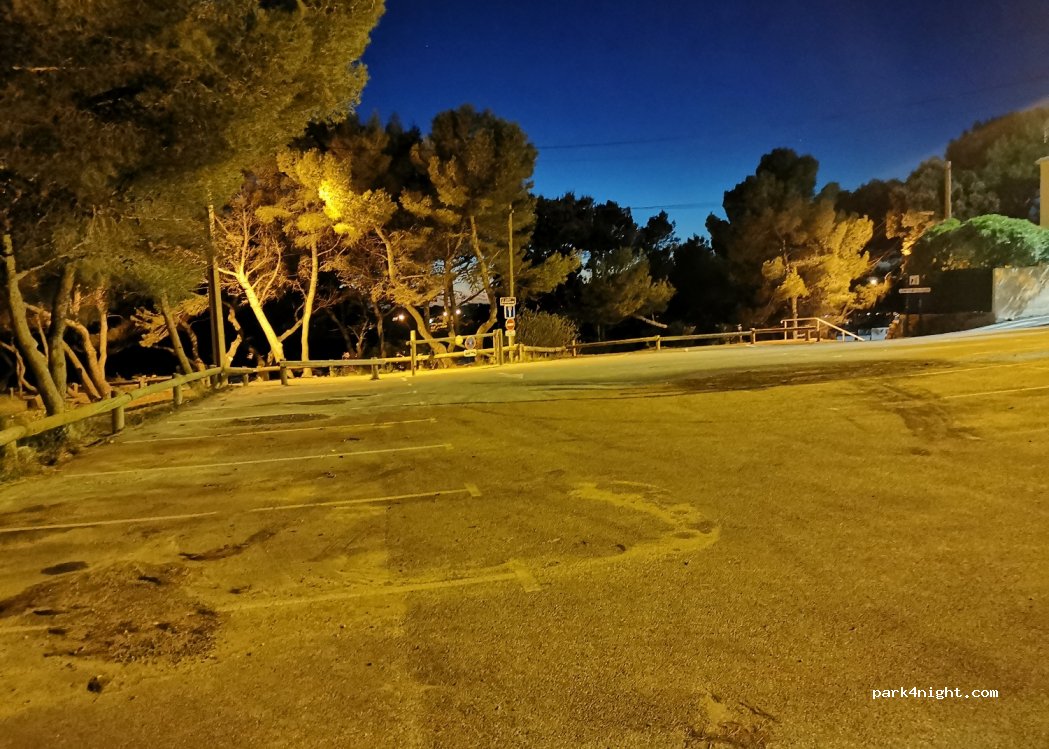 (13500) Martigues - 3 Traverse de la Pointe Riche — foto 2