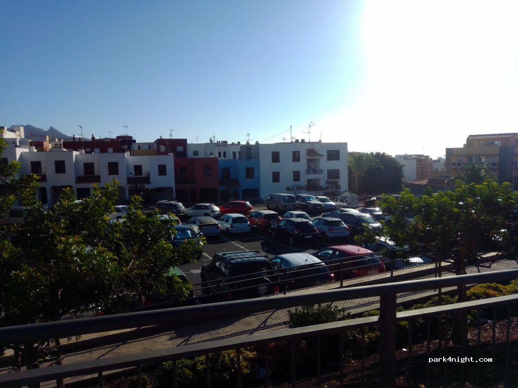 (38205) San Cristóbal de La Laguna - 69 Avenida de los Menceyes — foto 4