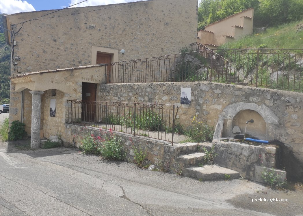 (26470) Chalancon - Le Village — foto