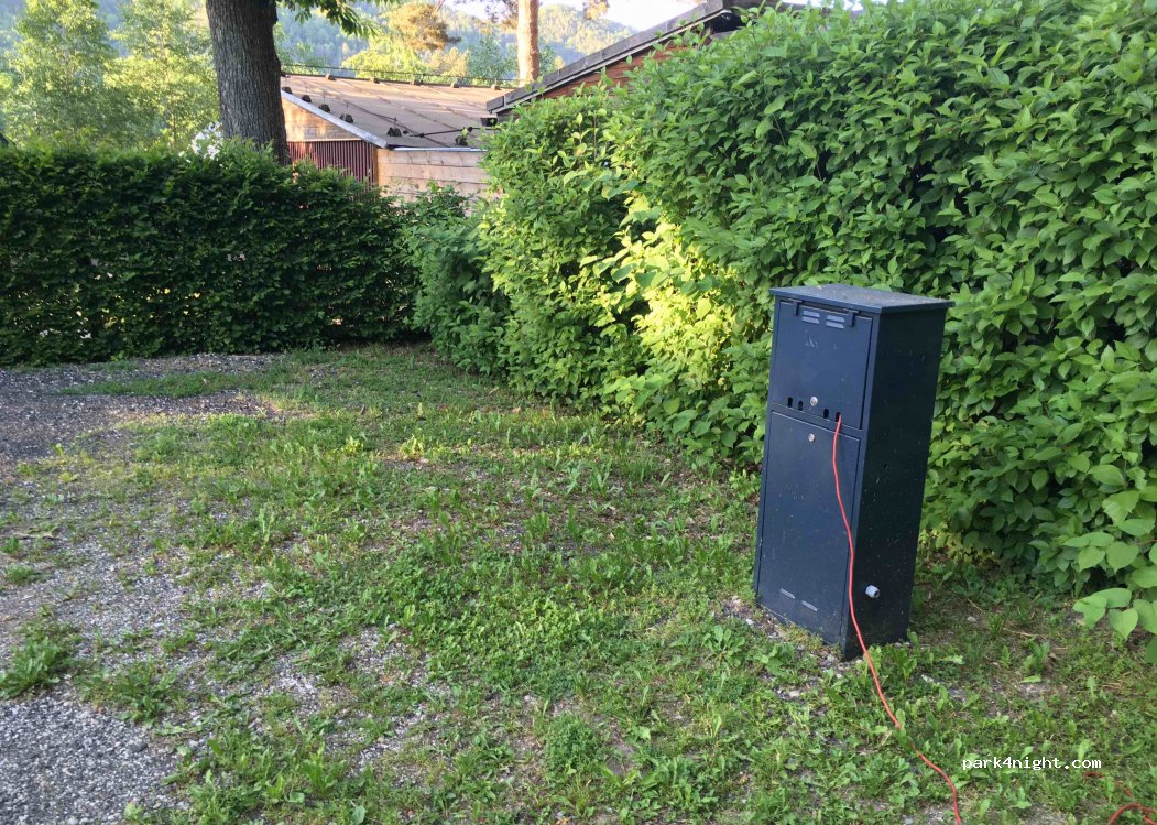(2341) Limbuš - 8 Limbuško nabrežje — foto 2