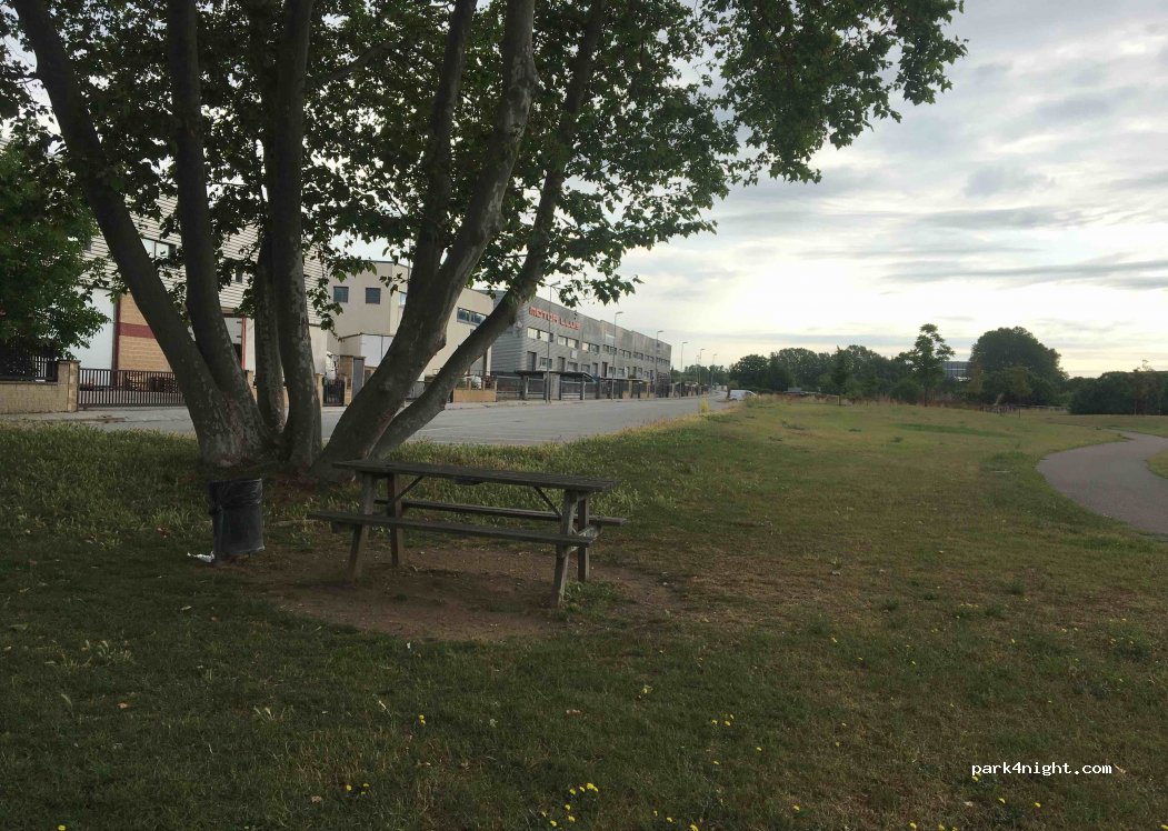 (08450) Llinars del Vallès - 64 Avinguda del Mogent — foto 3