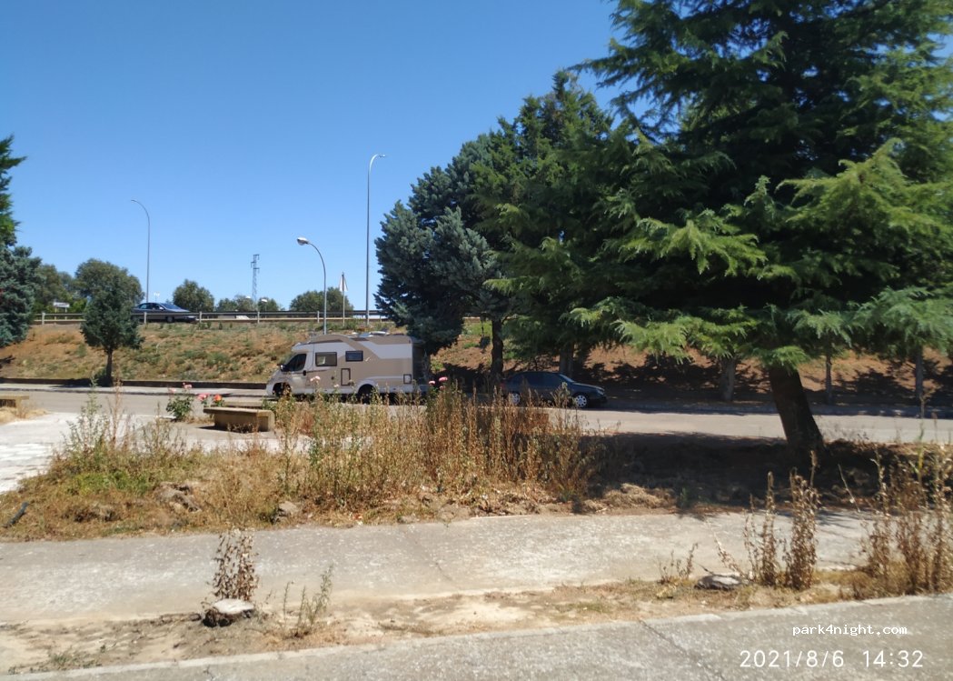 (24750) La Bañeza - 4 Carretera León — foto 2