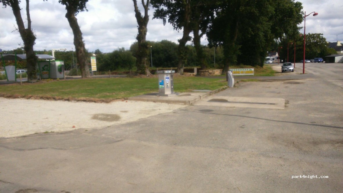 (56240) Plouay - rue Hélène Le Chaton — foto