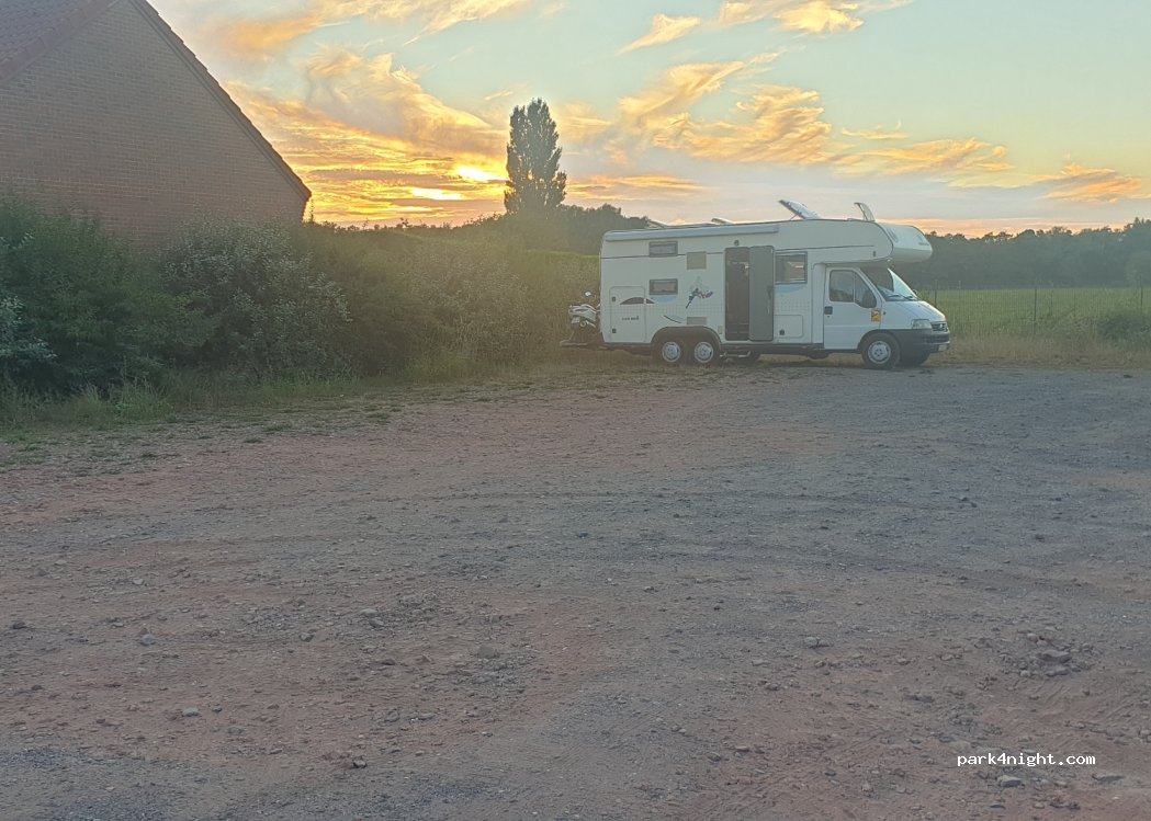 (59552) Lambres-Lez-Douai - 650 Rue du Maréchal Leclerc — foto