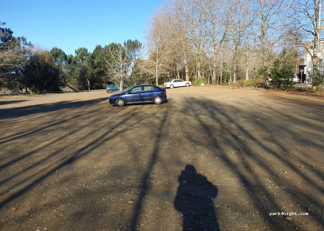 (15705) Santiago de Compostela - 10 Estrada de San Lourenzo — foto 2
