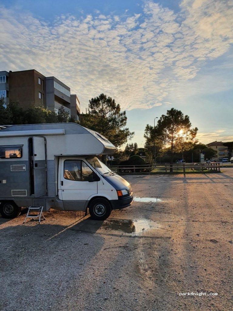 (48122) Lido Adriano - 40 Viale Leonardo — foto 3