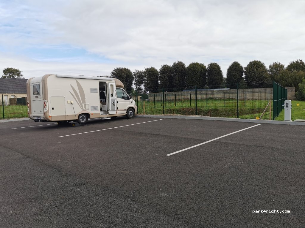 Aire camping-car park — foto 3