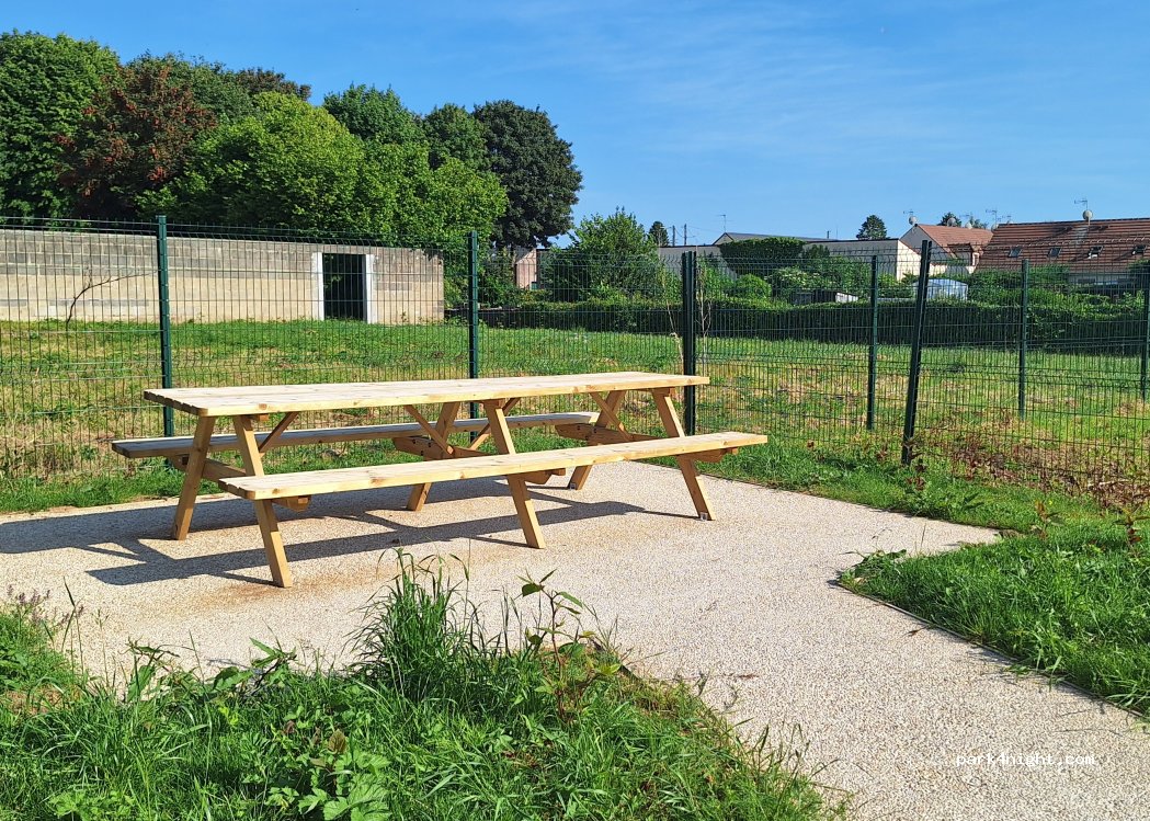 Aire camping-car park — foto 5