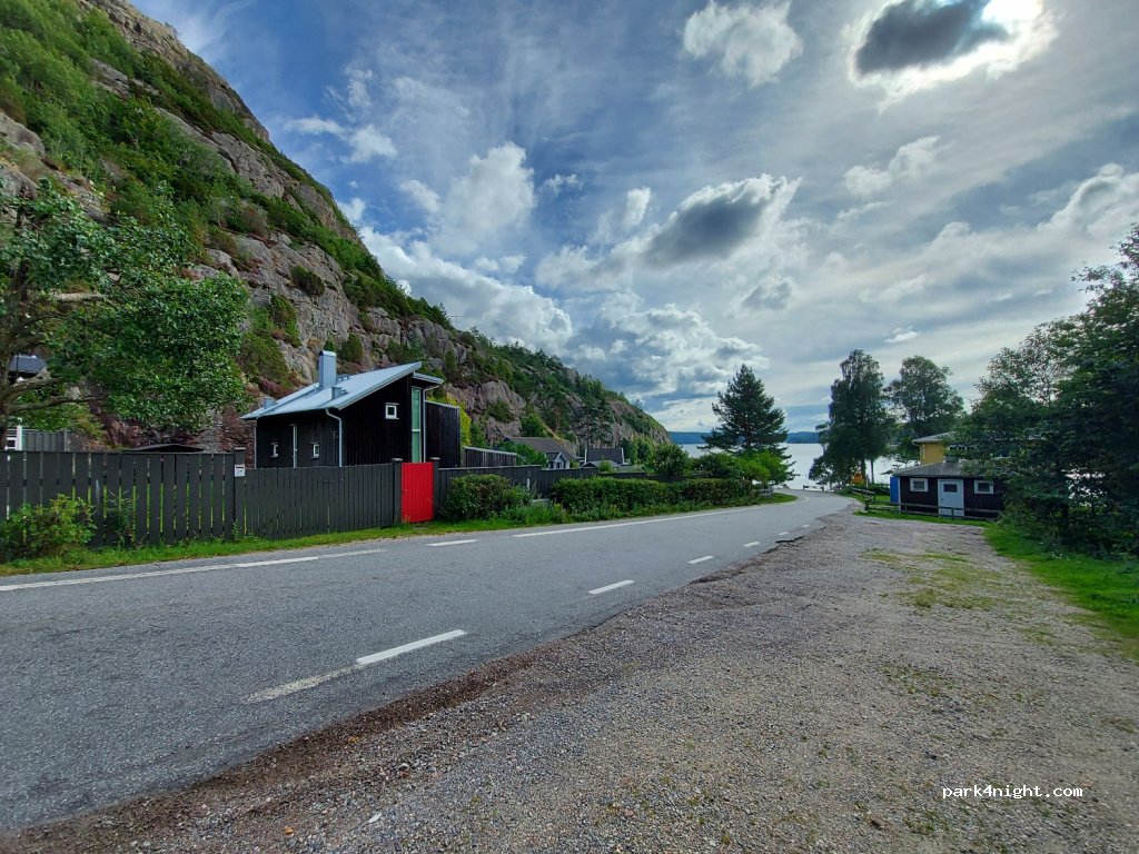 (455 93) Munkedal - 46 Gårviksvägen — foto
