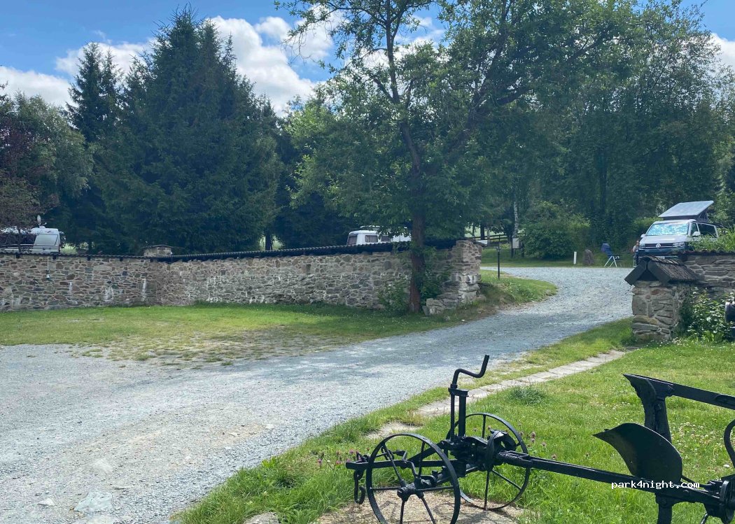 Hotel & Campingplatz Schloss Issigau — foto