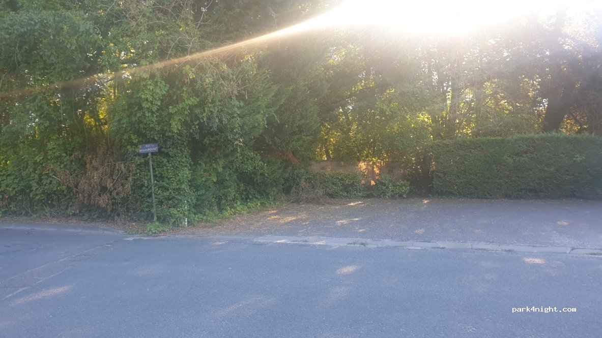 (33230) Saint-Médard-de-Guizières - 4 Rue Jacques Boudet — foto 2