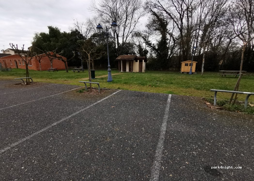 (33230) Saint-Médard-de-Guizières - 4 Rue Jacques Boudet — foto 3
