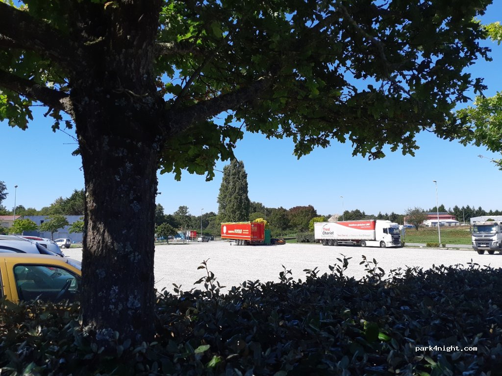 (85000) La Roche-sur-Yon - 53 Boulevard Joseph Cugnot — foto 3