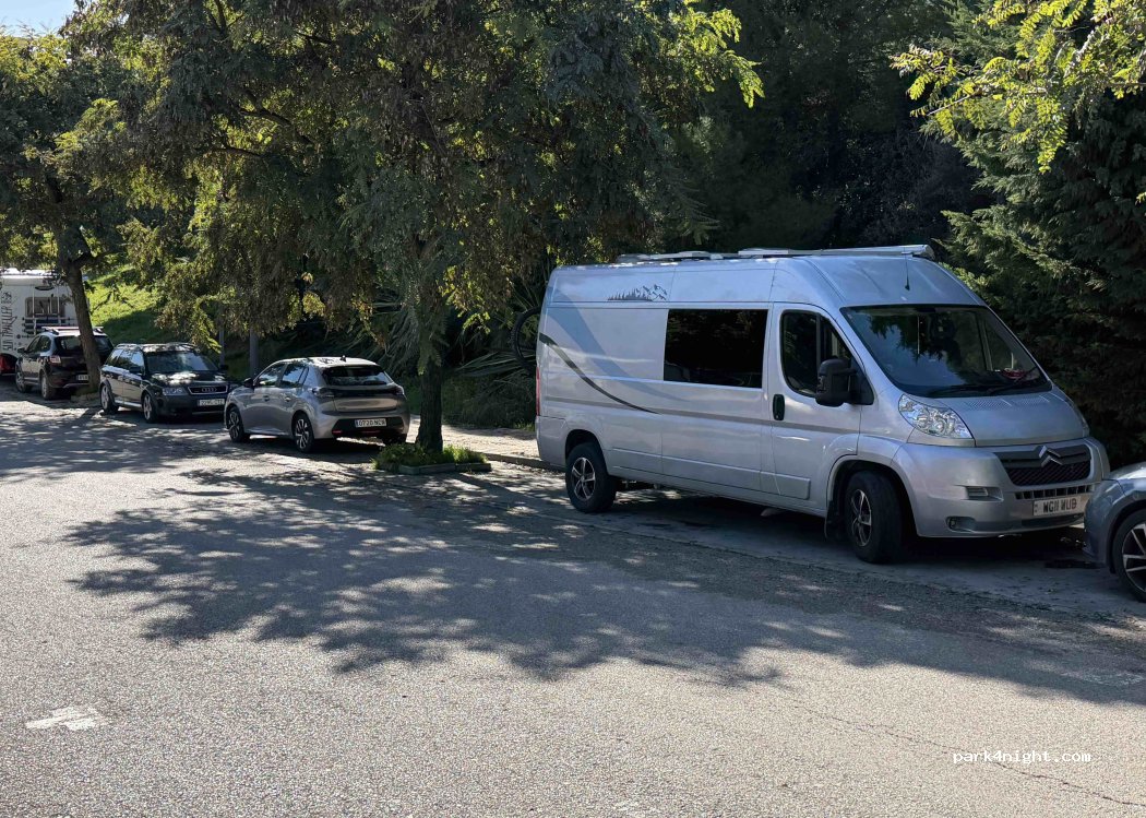 (29680) Estepona - 15 Avenida Puerta del Mar — foto 4