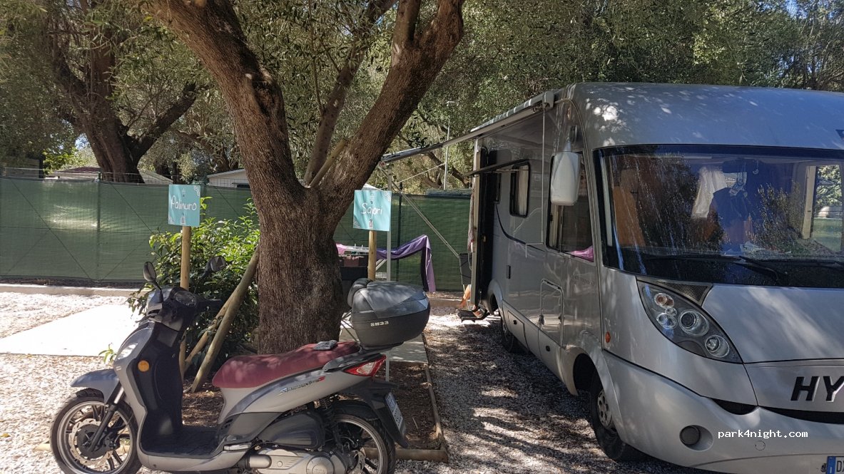Sosta Camper Il Fiore della Duna — foto