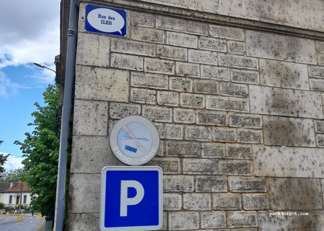 (16000) Angoulême - Rue des Îles — foto 3