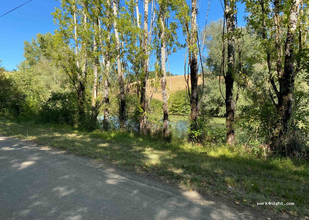 (82370) Saint-Nauphary - 523 Chemin de Petuzous — foto