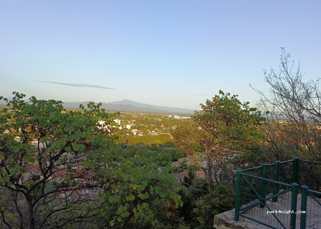 (84100) Orange - 148 Allée du Docteur Rassat — foto 4