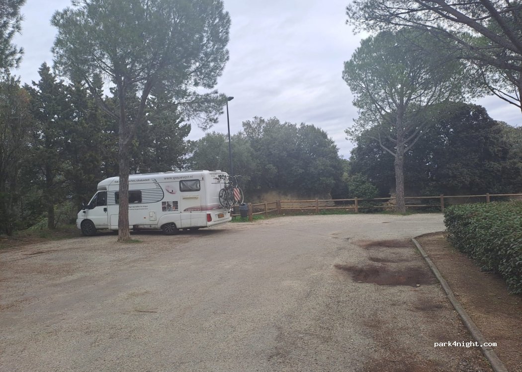 (84100) Orange - 148 Allée du Docteur Rassat — foto 5