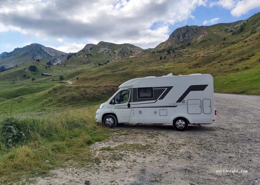 (74450) Le Grand-Bornand - Voie Communale N°3 des Plans à la Duché — foto 2
