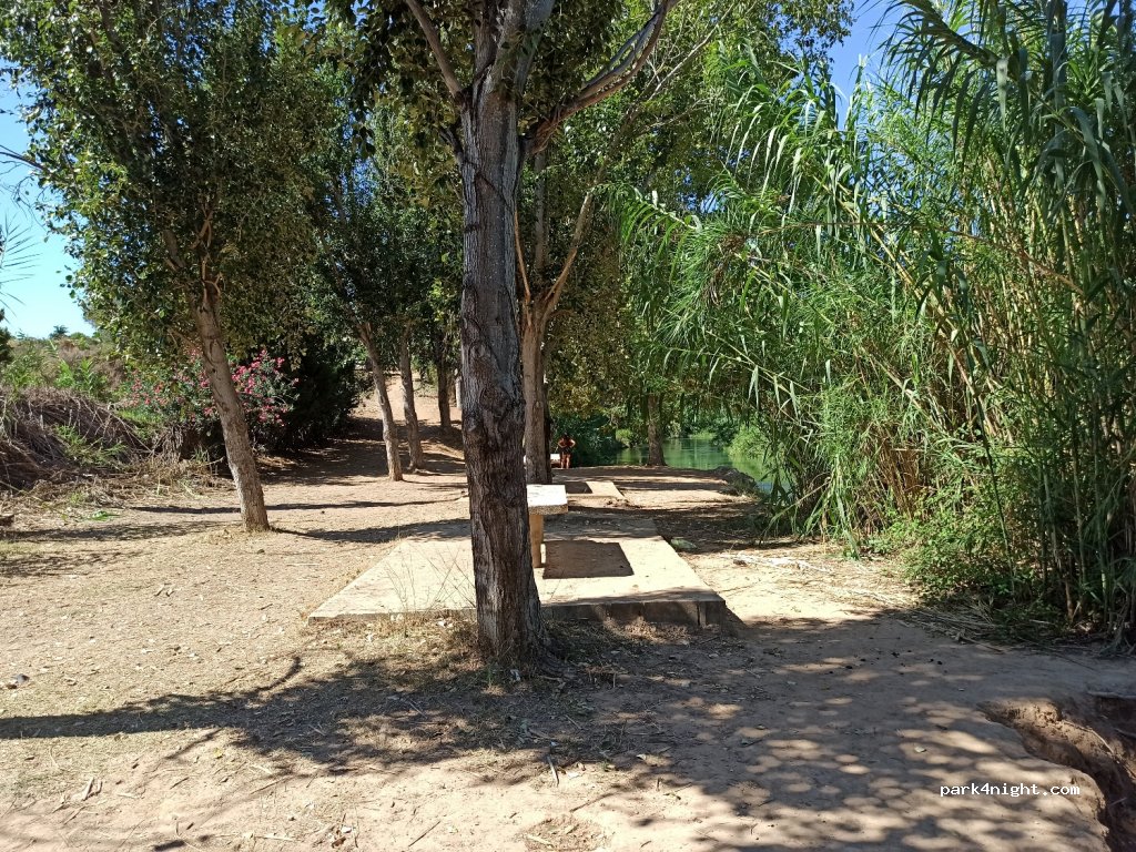 (46294) Cotes - 21 Plaça Poligono N 3 — foto